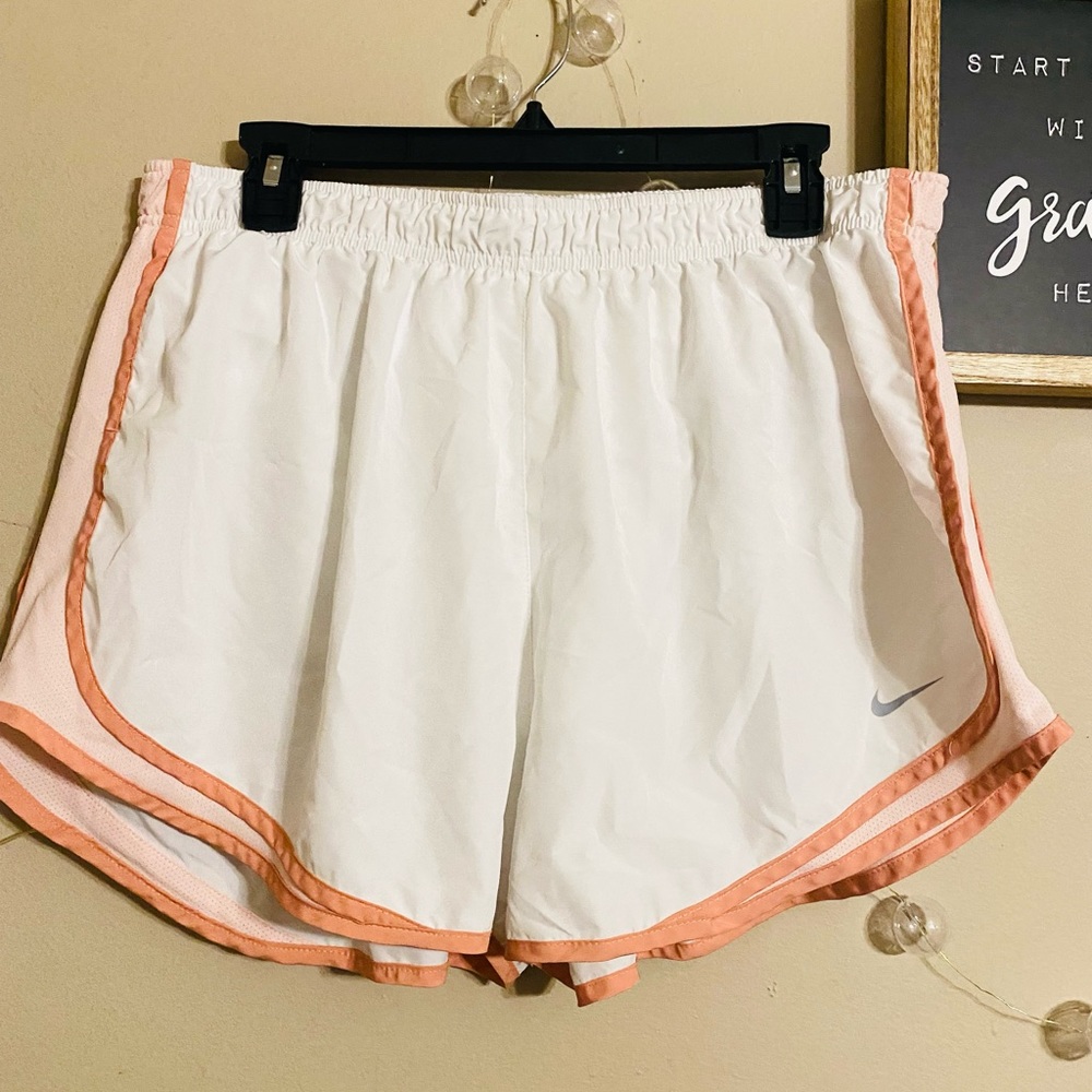 COPY - White Nike shorts